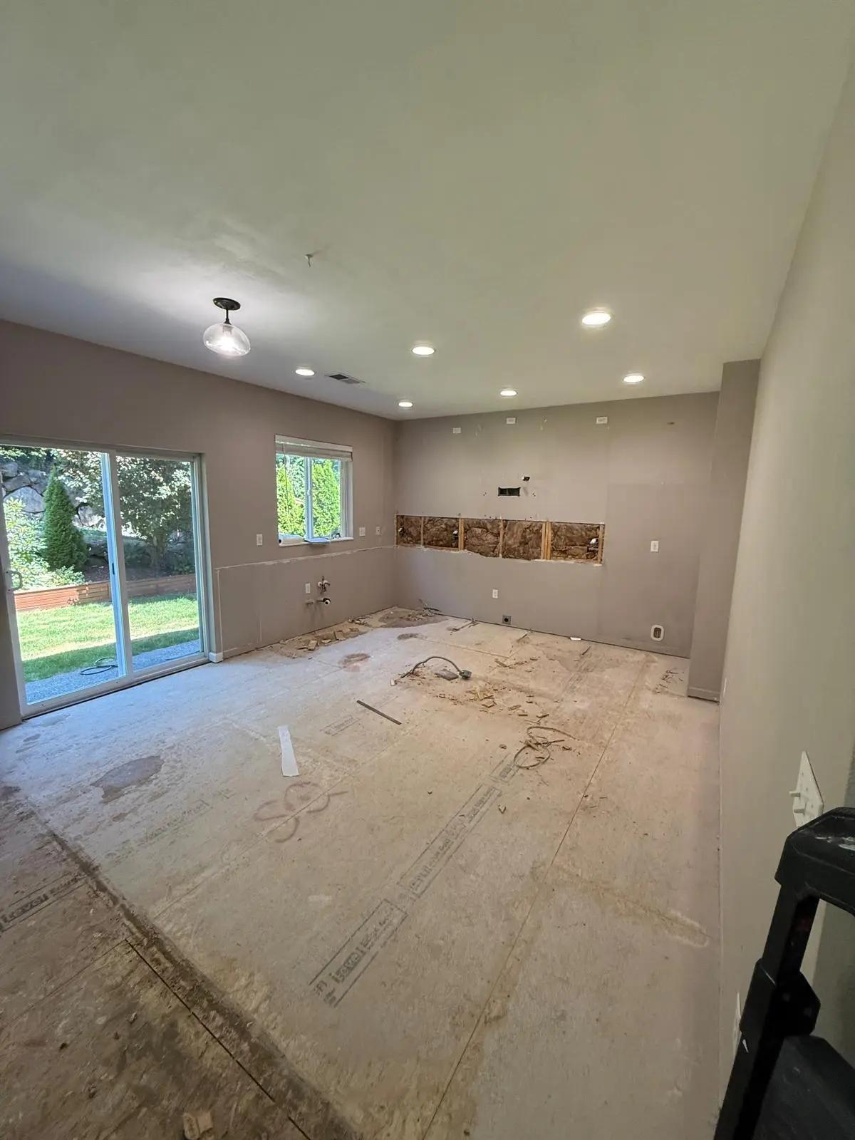 Kitchen Before Renovation